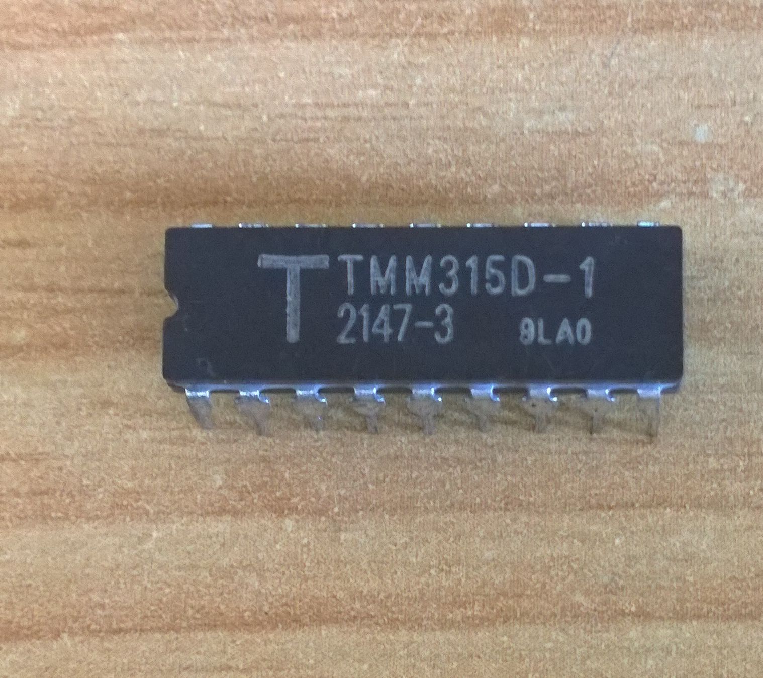 Circuit Integre Tmm D Word X Static Ram Cmos Plastic