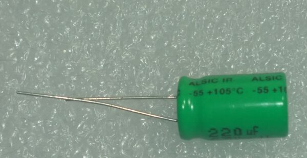 Lot De 5 Condensateurs 226nF 0.226µF 63v 1% – CKM111A, Axial Polycarbonate Métallisé