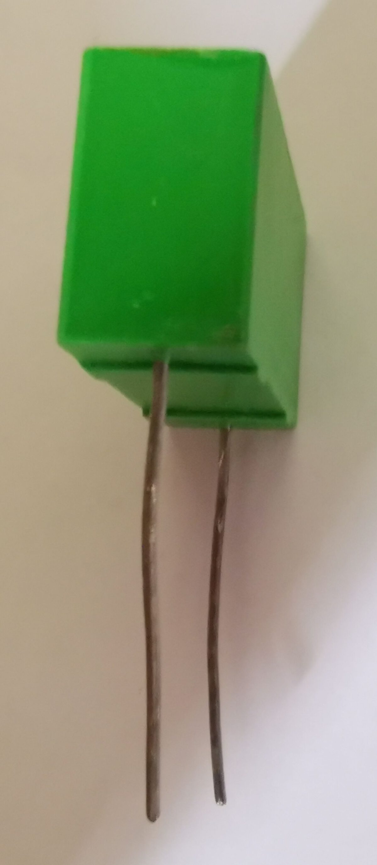 Lot De 10 Condensateurs Polyester MKT 0,1µF 160V - Marque KEMET - Neufs